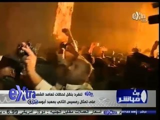 #بث_مباشر | شاهد.. تدافع وتزاحم الأجانب لقنص لحظة تعامد الشمس على "رمسيس الثاني" بكاميراتهم