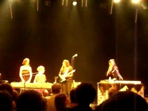 Concert Bat For Lashes @Le Grand Mix - Prescilla