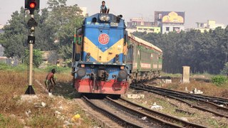Sirajgonj Express Train Entering Dhaka Railway Station