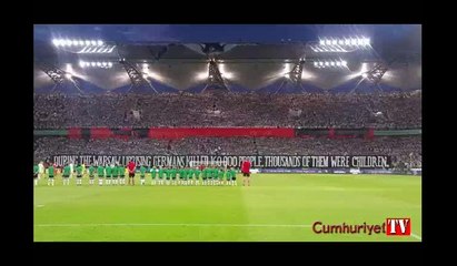 Varşova tribünlerinde maçın önüne geçen koreografi…