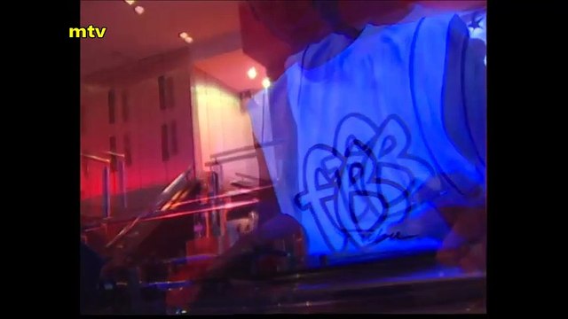 Γιώργος Δούκας - Η πιο κακή συνήθεια _ Giorgos Doukas - I pio kaki synitheia - Video Clip