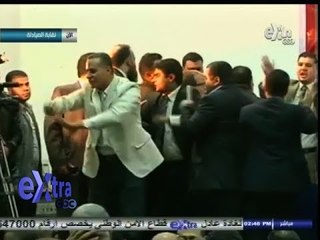 #غرفة_الأخبار | شاهد ٫٫ اشتباكات بالأيدي خلال مؤتمر نقابة الصيادلة