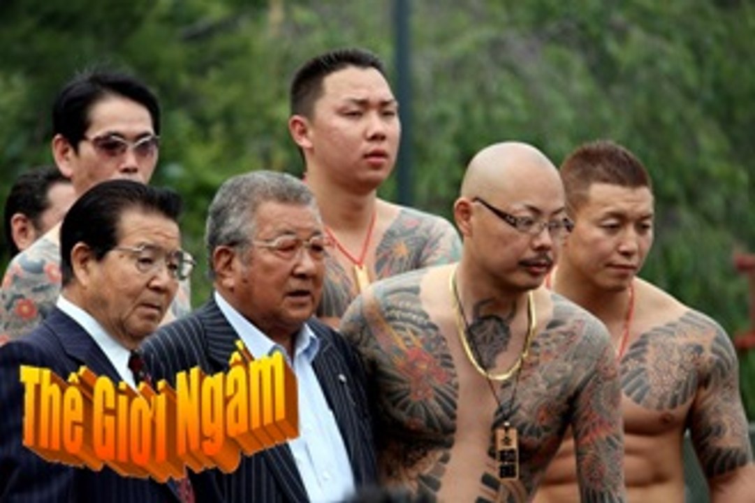 [Yakuza-P14]. Khoảnh khắc chạm trán Yakuza trên tàu điện ngầm