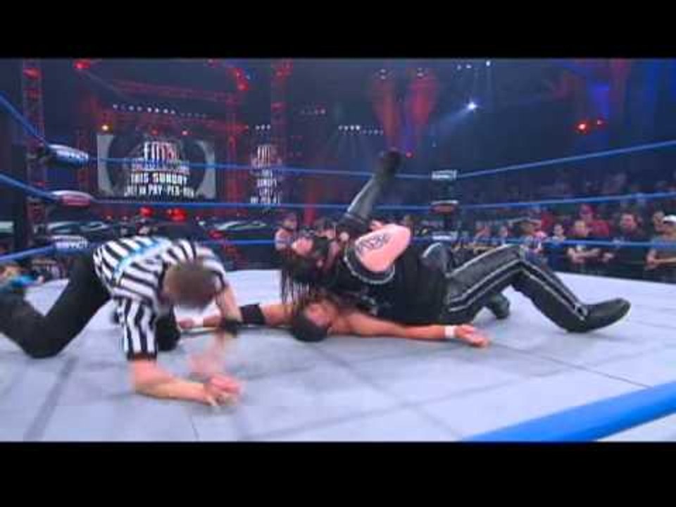 Samoa Joe vs Abyss