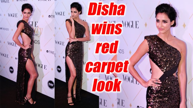Disha Patani STUNS in high thigh slit backless dress at Vogue Awards Red Carpet | Filmibeat