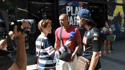 Expectación en la tienda del PSG ante posible fichaje de Neymar