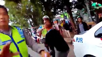 Asli Polisi Vs TNI Duel Di Jalanan Karena Kena Razia