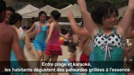 Palourdes à l'essence: la plage façon nord-coréenne