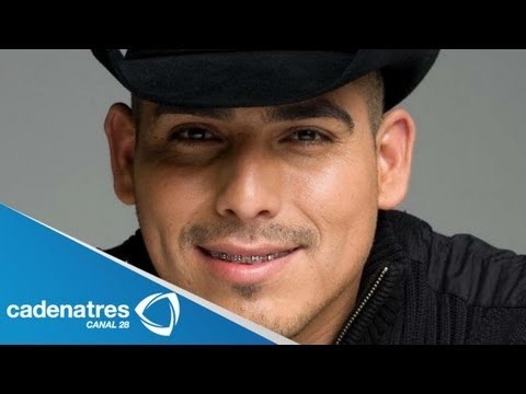 Espinoza Paz molesto con Dulce María / Espinoza Paz upset with Dulce Maria