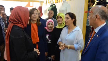 Ağrı Aile ve Sosyal Politikalar Bakanı Kaya, Ağrı'da