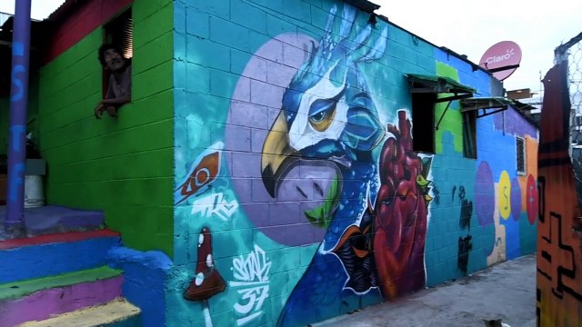 El Salvador: coloridos grafitis en vez de simbología pandillera