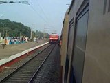 Geetanjali Exp overtake at Deulti.3gp