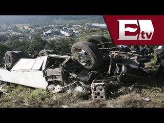 Suman 16 muertos por accidente en la carretera Naucalpan-Toluca:Titulares con Atalo Mata