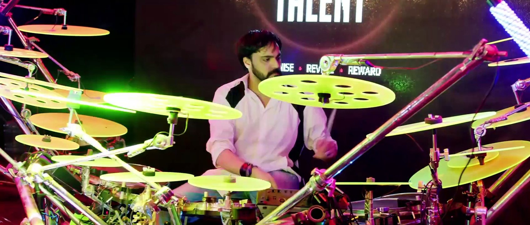 Ehle Dil Song Full Video Lahore Se Aagey 2016 Saba Qamar & Yasir Hussain