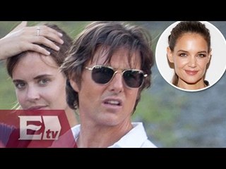 Asistente de Tom Cruise sorprende por su parecido con Kate Holmes / Función
