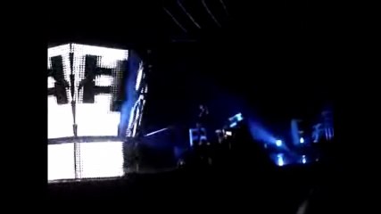 Muse - Take a Bow, Paris Bercy, 12/14/2006