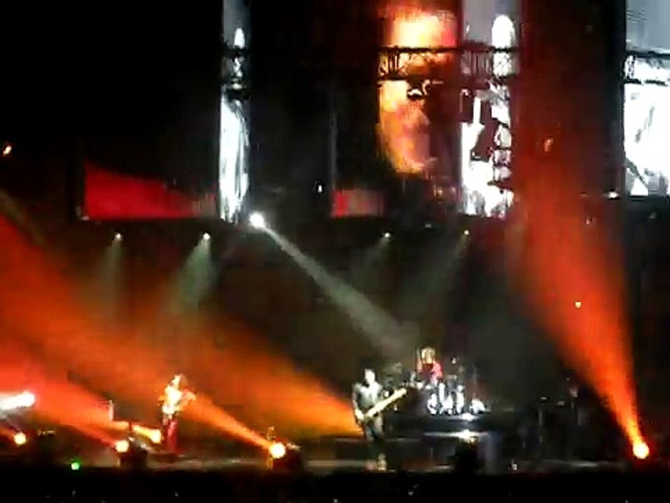 Muse - Stockholm Syndrome, Stade Couvert Regional, Lievin, France, 10/31/2009