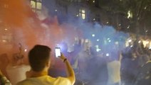 PSG fans celebrate Neymar signing