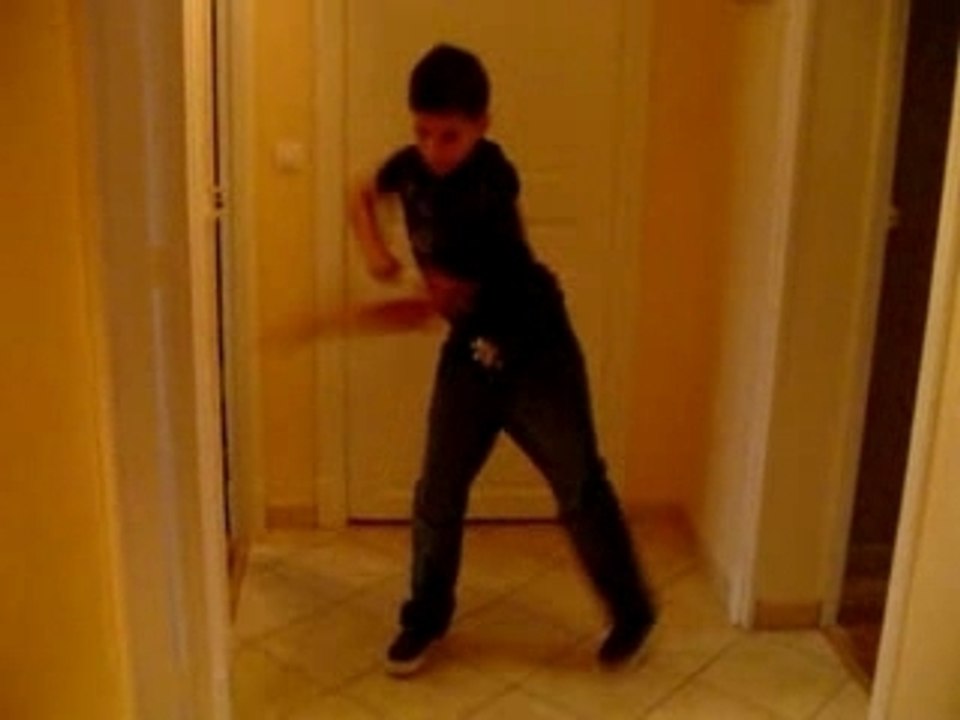 tecktonik junior yoann alias yodyteck 4