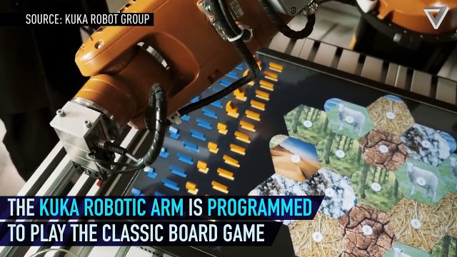 Este robot puede jugar Settlers of Catan contigo.