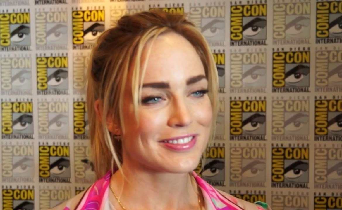 Caity Lotz & Brandon Routh Talk What's To Come On 'Legends Of Tomorrow' Season 3