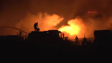 Ankara'da Kağıt Deposundaki Yangın 3 Saatte Kontrol Altına Alınabildi
