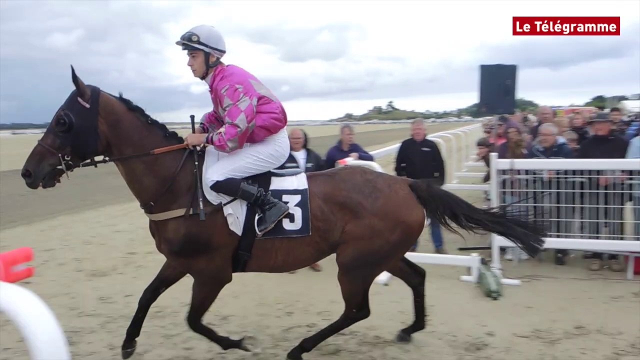 Plouescat. Courses hippiques de la baie du Kernic