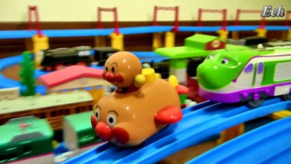 それいけ! アンパンマン あっちこっちプルバックカー Soreike! Anpanman Here and There Pull Back Car