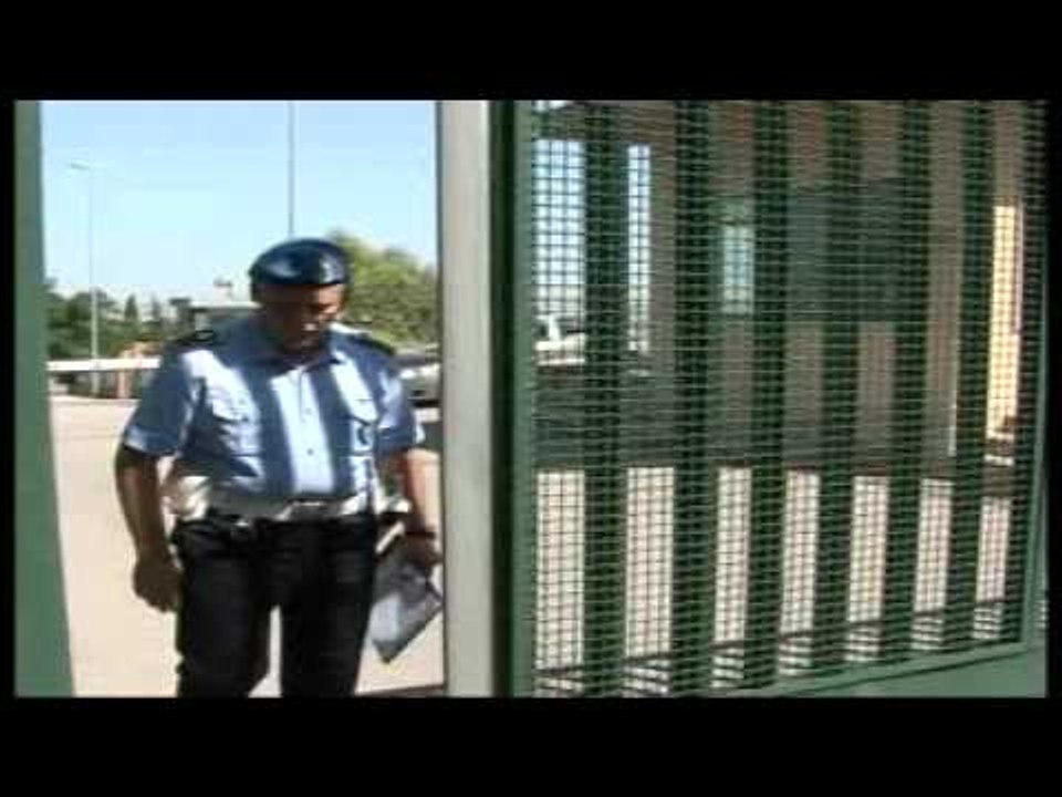 parlamentari in visita alle carceri