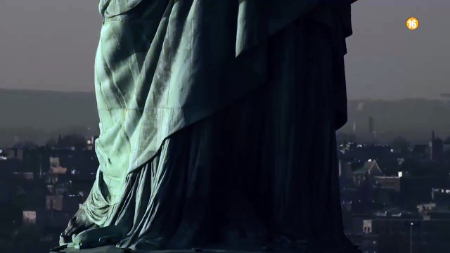 The Strain - Anuncio Temporada 3 - MUY PRONTO EN CUATRO - ESTRENO EN VERANO 2017