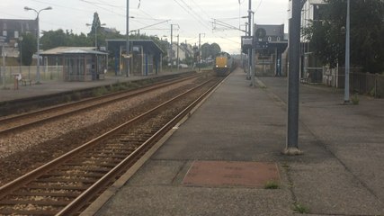 Un train pas comme les autres quitte le chantier Brest-Quimper