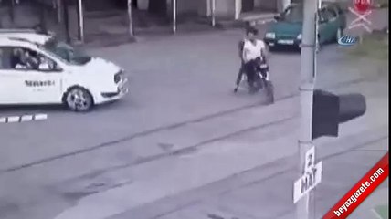 Trenin altında kalan genç hayatını kaybetti