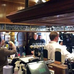 Un barman gallois refuse des prêtres de son pub pour une raison improbable