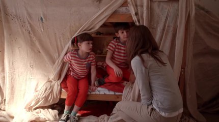 Topsy and Tim -  Strange Beds