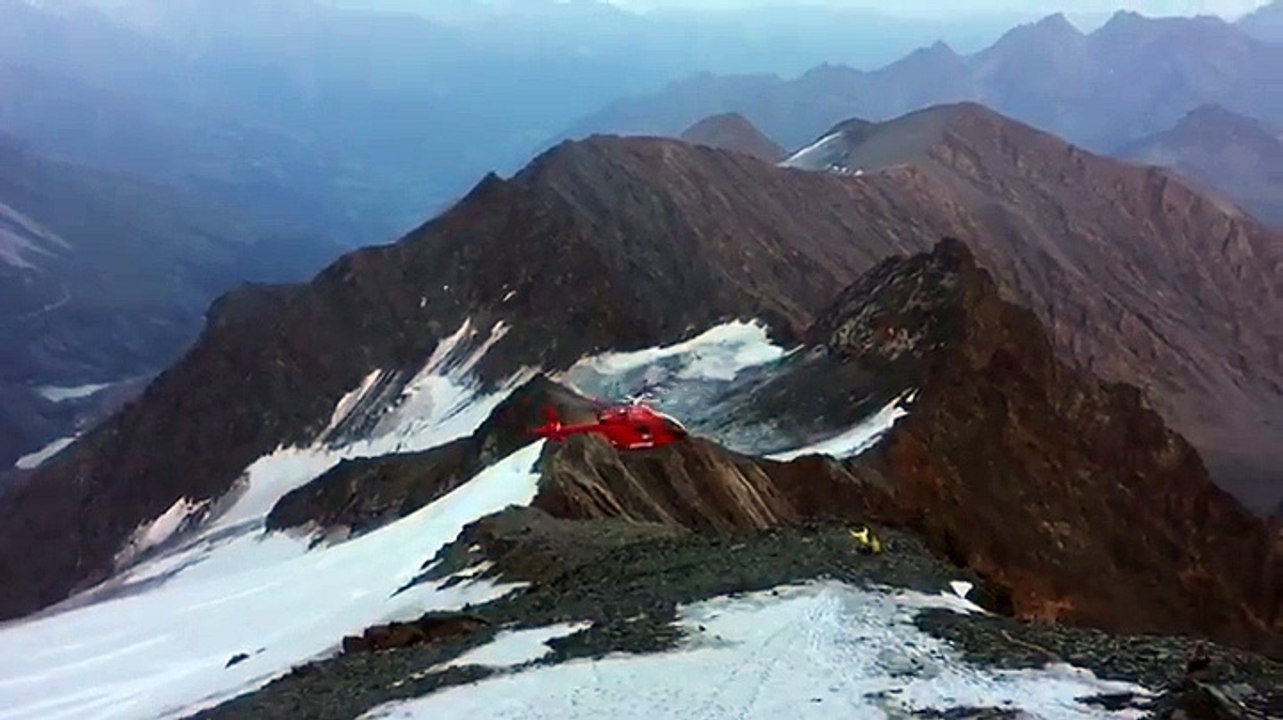 Crash d'un hélicoptère pendant une opération de sauvetage (Grossglockner)
