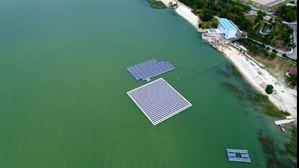 Türkiye’nin İlk Yüzer Güneş Enerji Santrali Havadan Görüntülendi