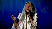 Kesha - Praying Live at Rainbow Tour Fan Performance