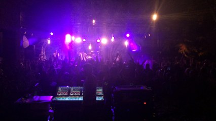 Escaravatiers: Féfé en concert