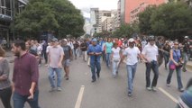 Opositores venezolanos marchan en contra de la Asamblea Constituyente