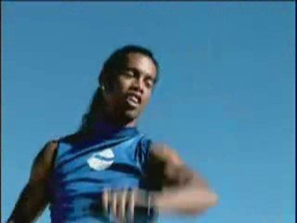 Football pepsi ad