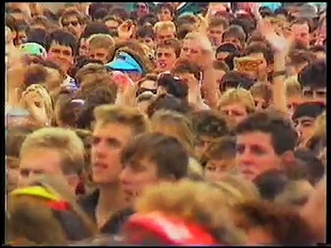 John Farnham & Chrissy Amphlett interviewed by Ray Martin (Midday Show 1989)