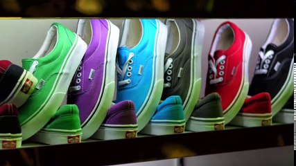 10 Tips To Spot FAKE Products - YouTube