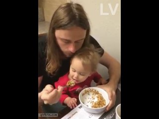 Funny Baby say : i also want to eat .