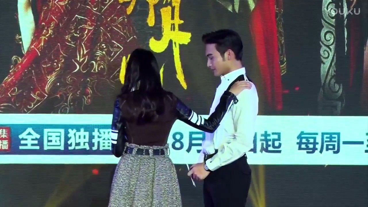 迪丽热巴卖萌 伸手要零食  被张彬彬 冤枉 很生气 170804 超清