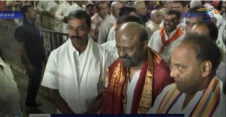 Shiv Nadar Donated 1 Crore to tirupati Temple Hospital-Oneindia Tamil