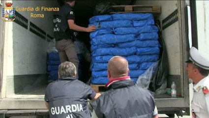 Sequestrato maxi carico di droga, la banda aveva base ad Ostia