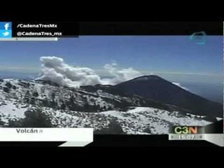 Emite exhalaciones el Volcán de Colima