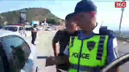 Policët maqedonas kontrollojnë aksin Sarandë - Ksamil, shoferët u binden pa bërë zë (360video)