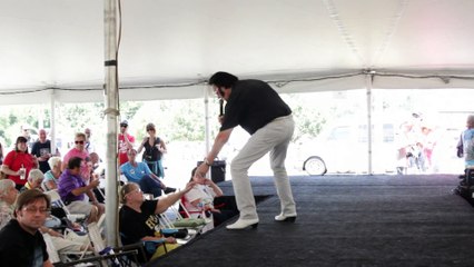 Open mic 'Make The World Go Away' Elvis Week 2014 video