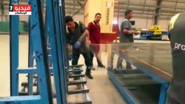 زجاج واجهات مباني دبي الفاخرة والأبراج المجاورة للحرم صنع في مصر .. تعرف على التفاصيل